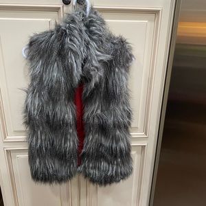 Fur vest